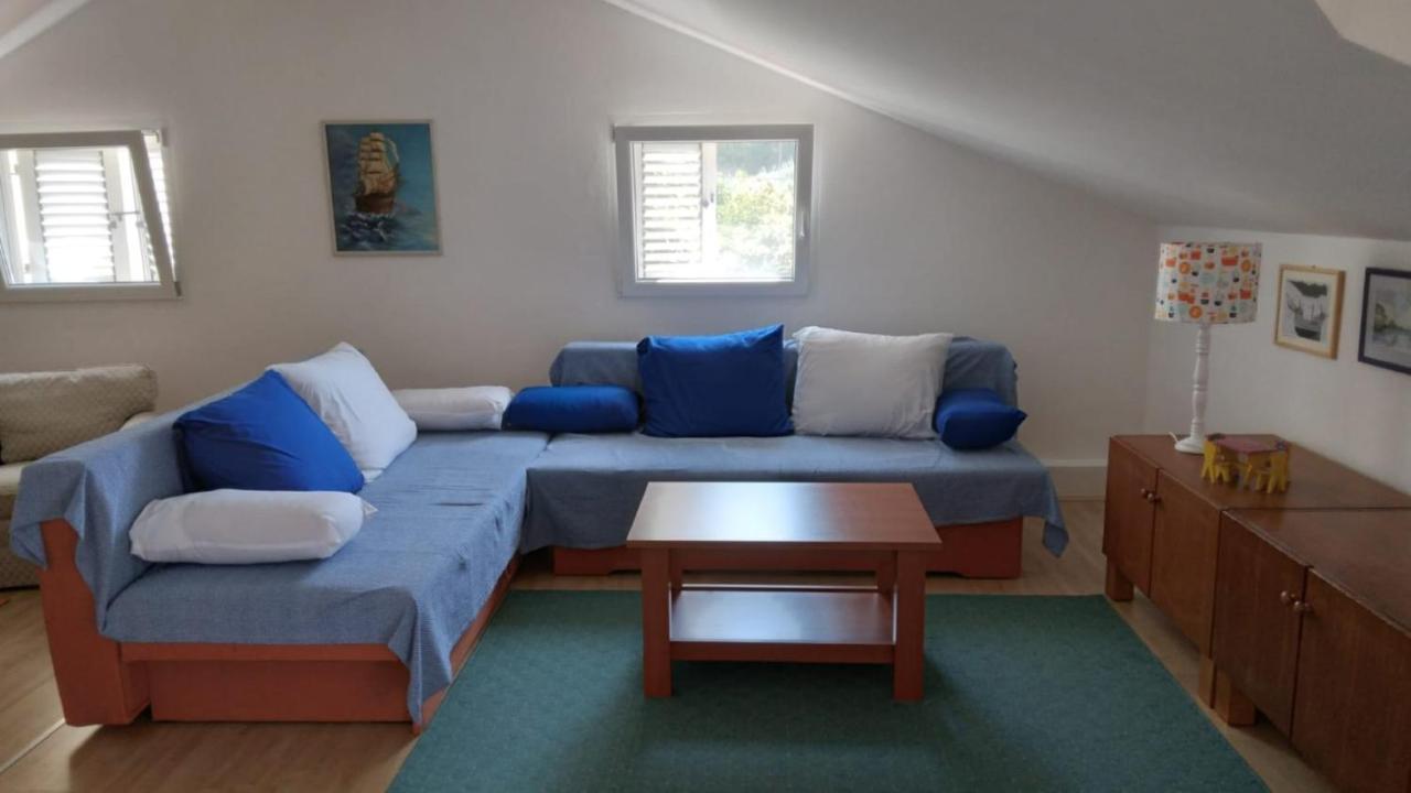 Apartment Luna Molunat Luaran gambar